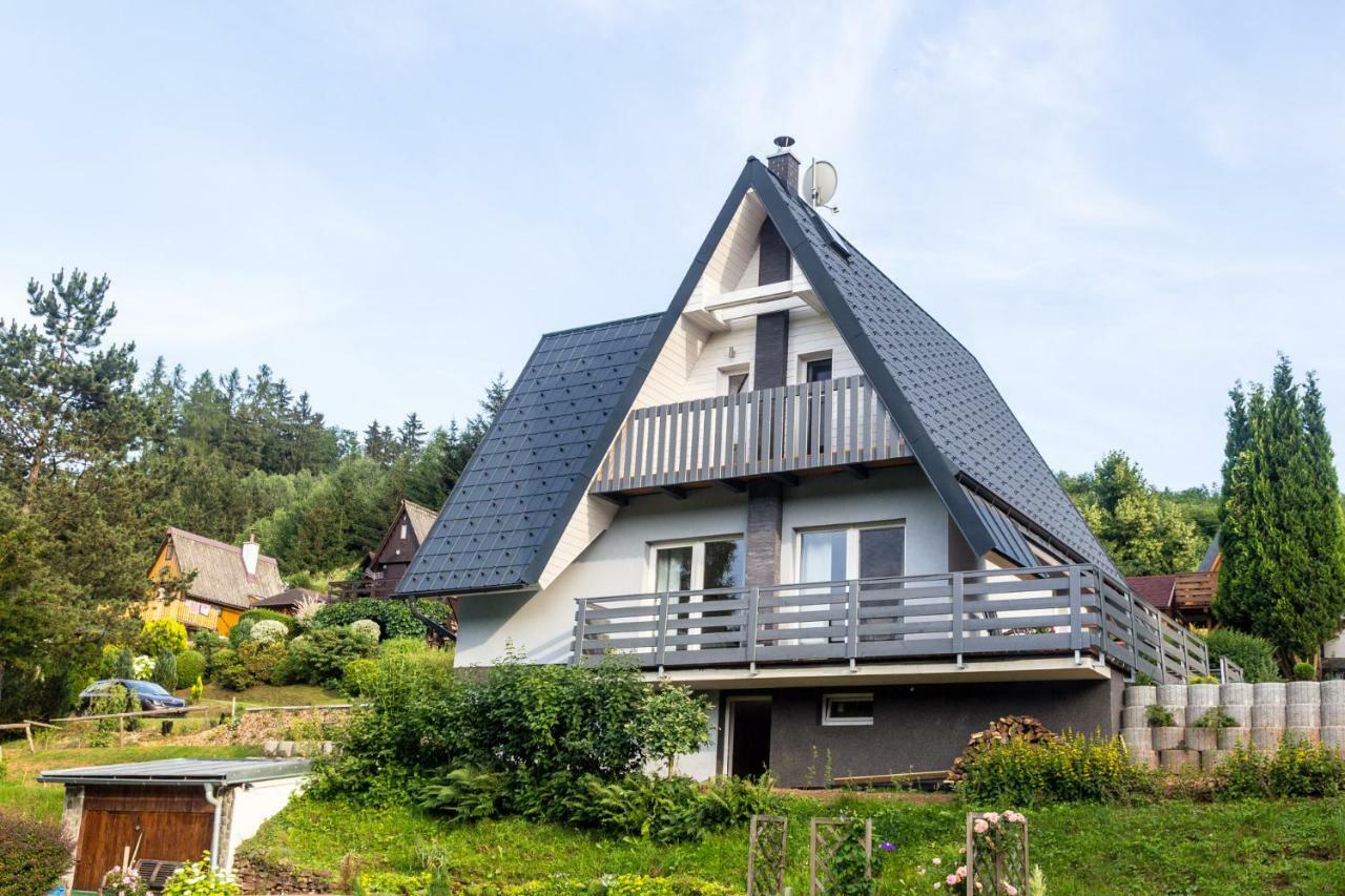 Prazdninovy Dum Dolce II Villa ทรุตนอฟ ภายนอก รูปภาพ